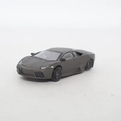 Voiture jouet (Reventon) de Burago