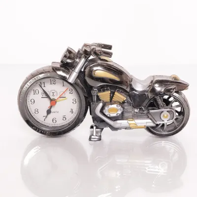 Table clock (Silver, Black, Gold)
