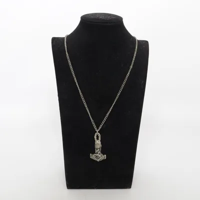 Collier (Argent) Métal inconnu