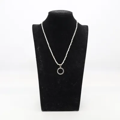 Halsband (Silverfärgad) från Snö of Sweden Okänd metall