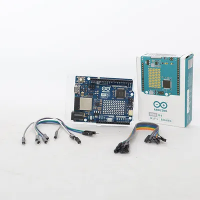 Adaptateur (Uno R4 Wifi Board) de Arduino