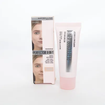 Foundation (Instant Anti Age Perfector 4-In-1) från Maybelline
