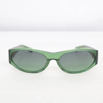 Solglasögon (Grön) från Flatlist