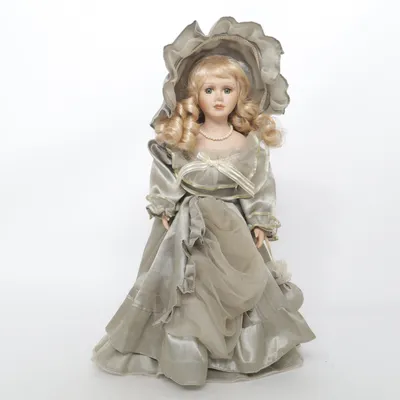 Porcelain doll (Gray, Multicolored)