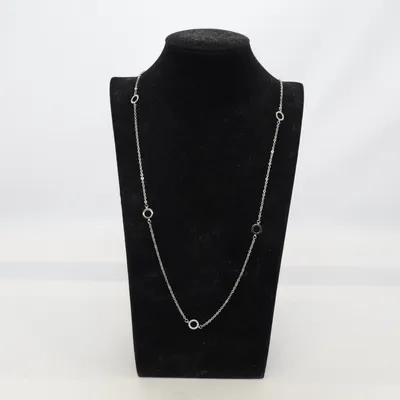 Halsband (Silverfärgad, Svart) från Edblad Okänd metall