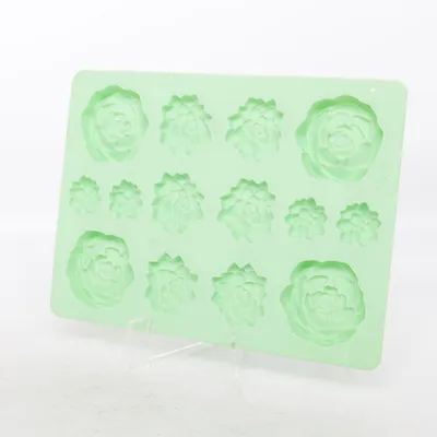 Chocolate molds (Green) from Wilton