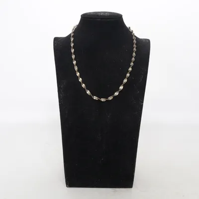 Ketting (Goud, Zilver) Onbekend materiaal