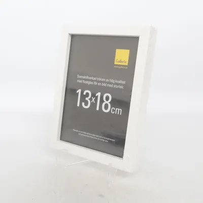 Ram (Vit) från Gallerix