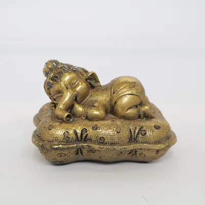 Figurin (Guldfärgad) från Home Art