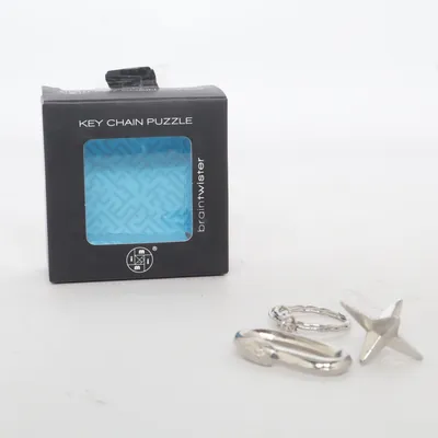 Brain teaser puzzle (Key Chain Puzzle) from MiMi