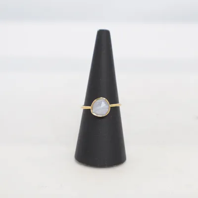 Ring (Siren Gemstone Ring) från Monica Vinader Guldpläterad