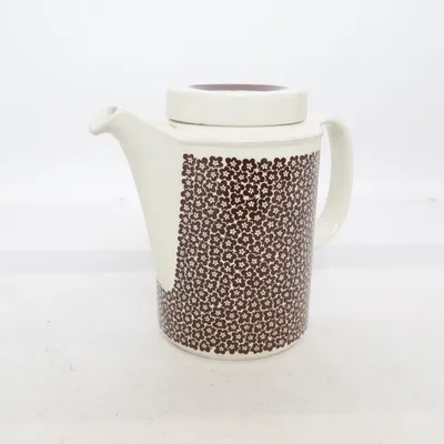 Tekanna (Faenza,Inkeri Leivo ) från Arabia