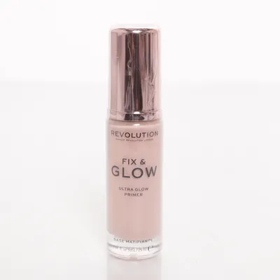 Primer (ULTRA GLOW PRIMER) från Makeup Revolution London