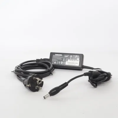 Computer charger (Pa-1650-22) from Toshiba