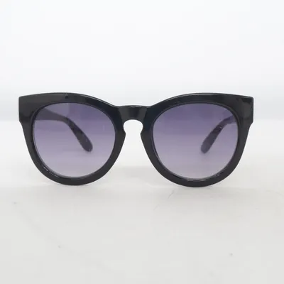 Sunglasses (Jealous Games) from Le Specs
