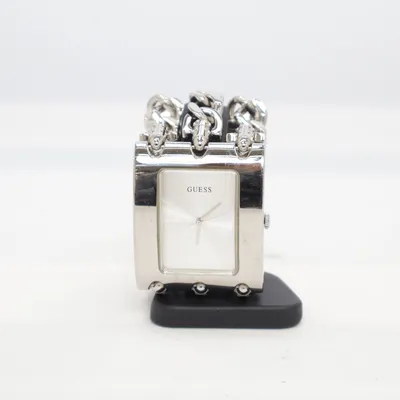 Armbandsur (19B194L1) från Guess