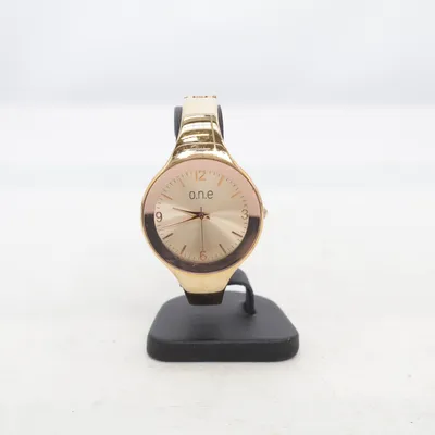 Armbandsur (813-932-8) från ONE