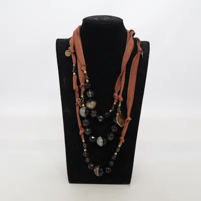 Halsband (Brun, Svart) från Liz Claiborne Okänd metall