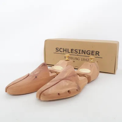 Shoe tree (Brown) from Schlesinger