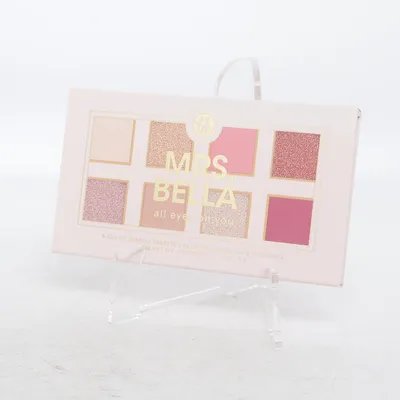 Eyeshadow palette (Mrs. Bella All Eyes On You) from BH Cosmetics