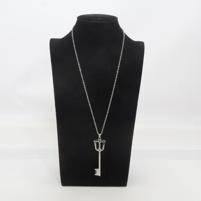 Halskette (Silber) Unbekanntes Metall