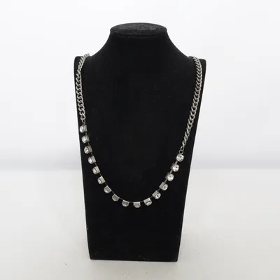 Halsband (Silverfärgad) från Lilly of Sweden Rostfritt stål