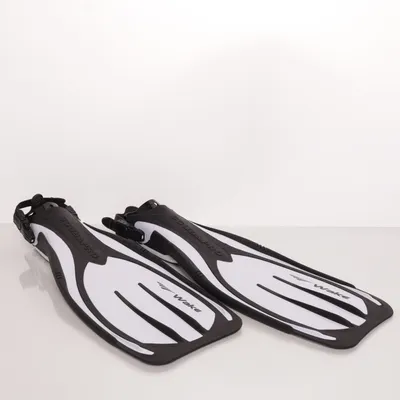 Flippers (Black, White) from Scubapro
