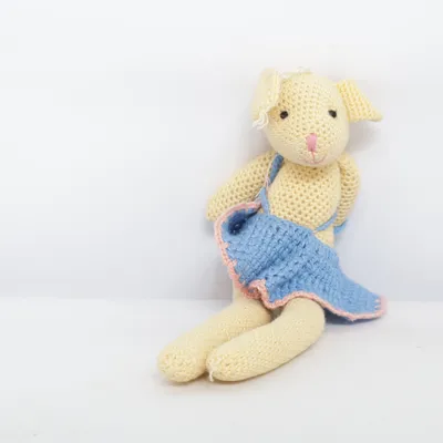 Zacht speeltje (Beige, Blauw, Roze) van Teddy & Co