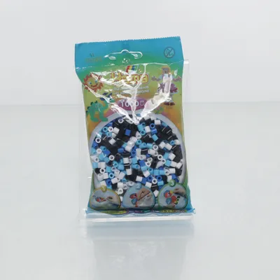 Plastic kralen (Wit, Zwart, Blauw) van Hama