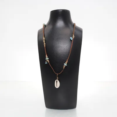 Ketting (Bruin, Meerkleurig) Onbekend materiaal