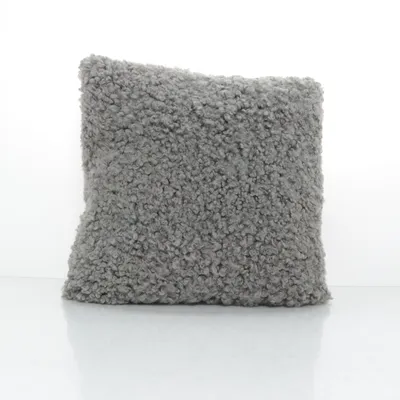 Cushion (Gray) from Skinnwille