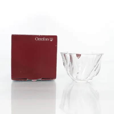 Serving bowl from Orrefors