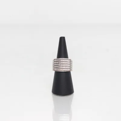 Klackring (Silverfärgad) Okänd metall