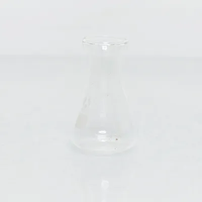 Bägare (Erlenmeyer) från Botex