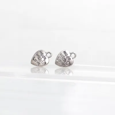Berlock (Silverfärgad) Okänd metall
