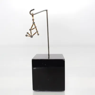 Hanger (Goud) Onbekend materiaal
