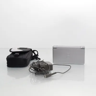 Game console (Silver)