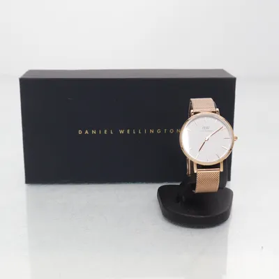 Armbandsur (Vendu avec une pile neuve ! Iconic classic or rose) från Daniel Wellington