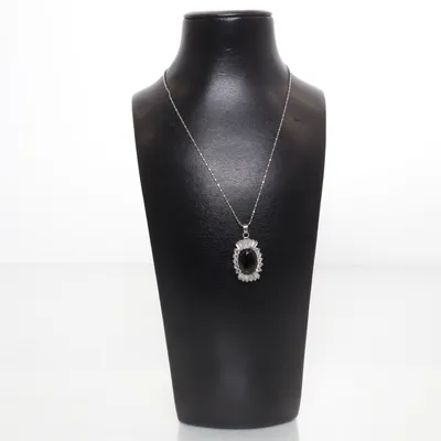 Ketting (Grijs, Zwart) Onbekend materiaal