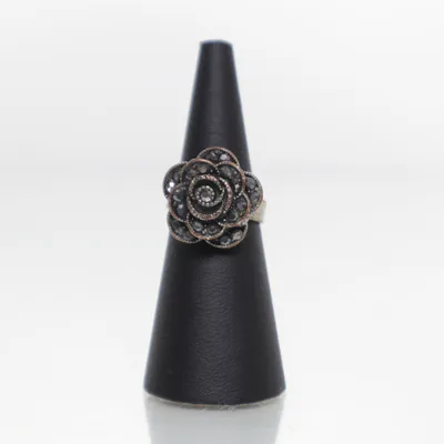 Ring (Silverfärgad, Svart) Okänd metall