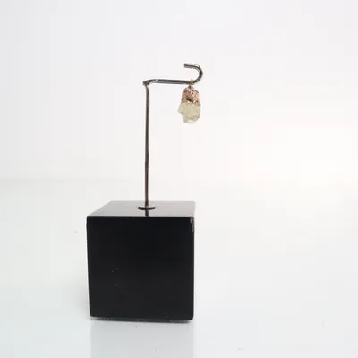 Hänge (Grön) Okänd metall