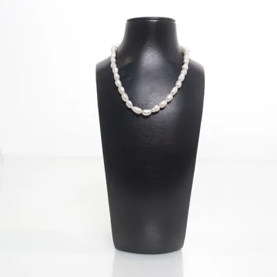 Necklace (White) Unknown metal
