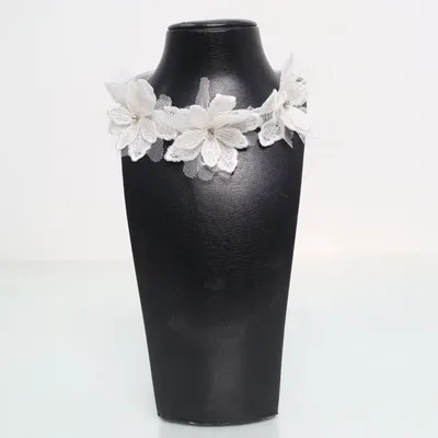 Choker (Wit, Zilver) Rubber