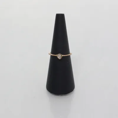Ring (Gul) Okänd metall