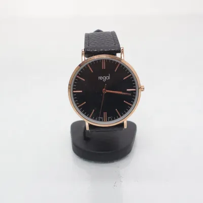 Armbandsur (Svart, Guldfärgad) från Regal