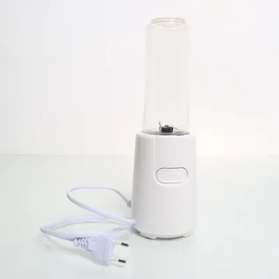 Mixer (Vit) från Rusta