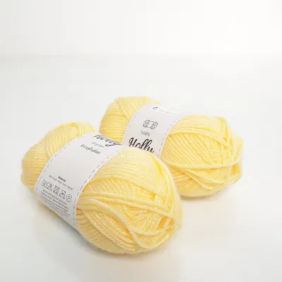 Yarn (Yellow) from Holly