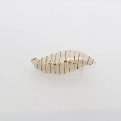 Broche (Wit) Onbekend materiaal