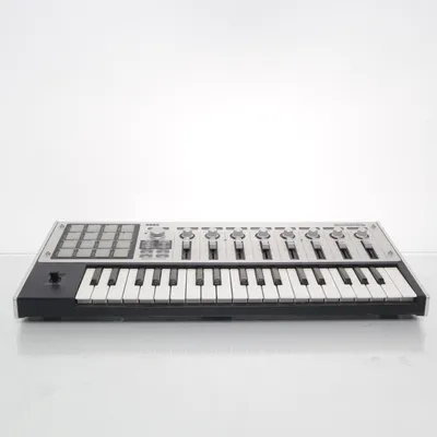 Synthesizer (MC-1) van Korg