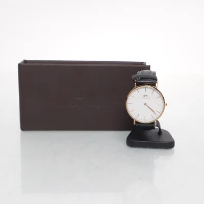 Armbandsur (Svart, Guldfärgad) från Daniel Wellington